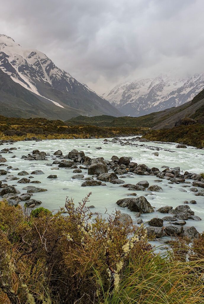 Views on the Hooker valley Hike
