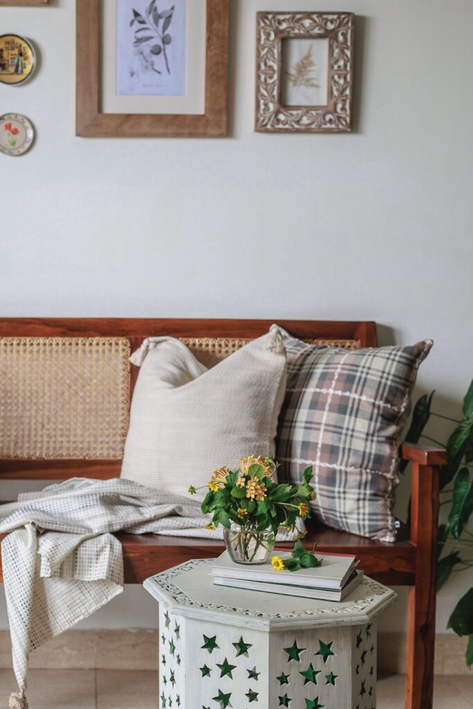 Fall touches to the living space