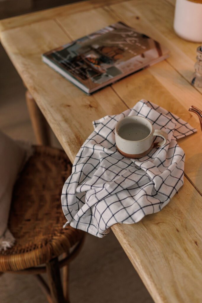 Fall touches to the dining space