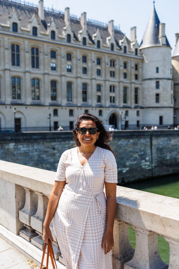 Girl Striking a pose in the streets of Paris