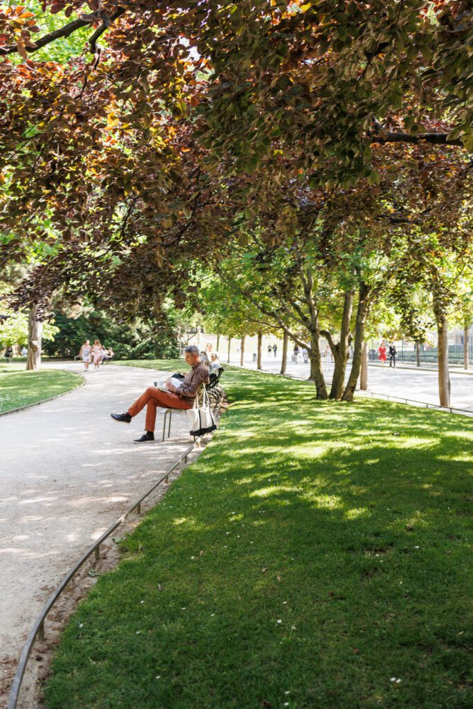 A slow afternoon at Luxembourg Gardens