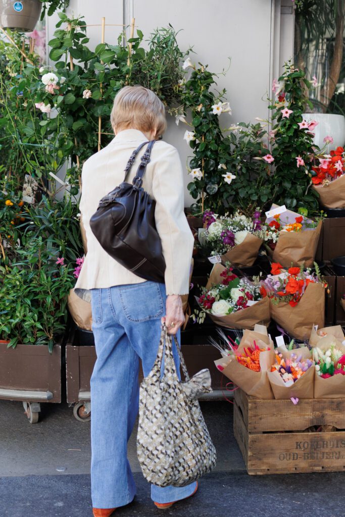 Whats Paris without its Florists